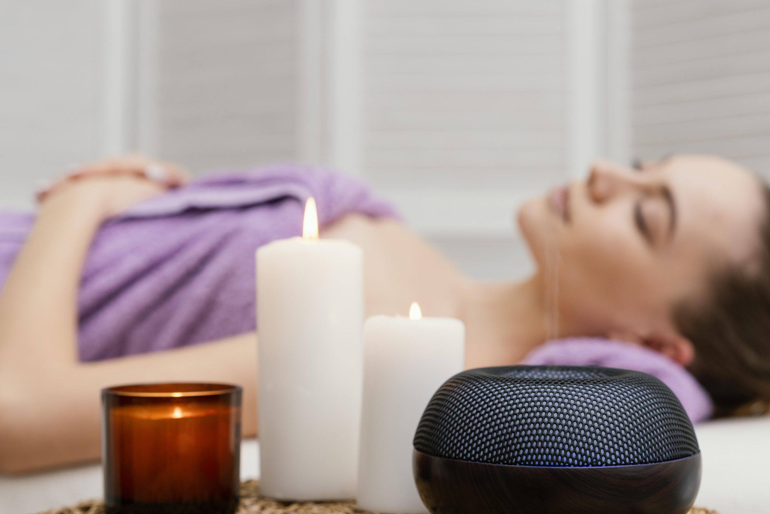 Sensual massages and background music: how to choose the perfect playlist   